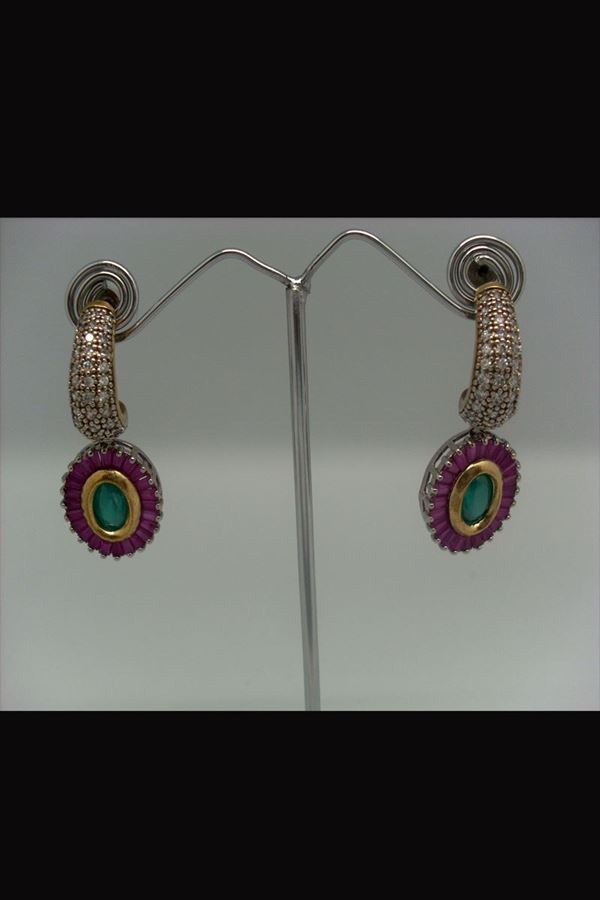 Picture of Royal pink & green earrings with emerald work