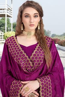 Picture of Exceptional Two Tone Vichitra Silk Designer Magneta Colored Saree