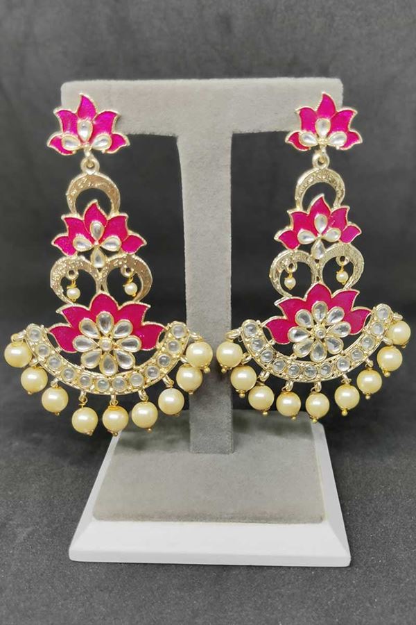 Picture of Fetching Pink & Cream Color Designer Long Earring