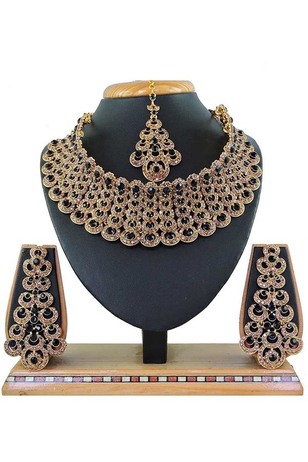 Picture of Ally Black Colored Imitation Jewellery-Necklace Set