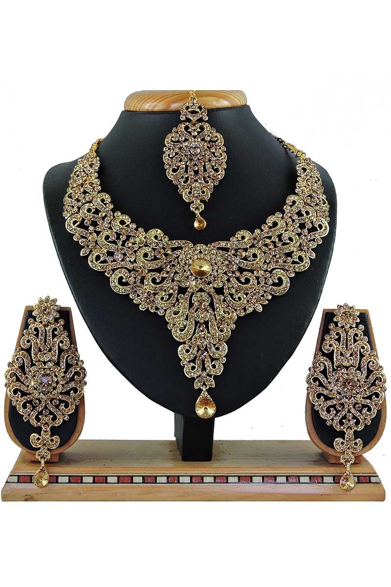 235-DN323 - 18K Gold Diamond Necklace with South Sea Pearls & Color Stones  | Gold necklace indian bridal jewelry, Modern diamond necklace, Diamond  pendants designs
