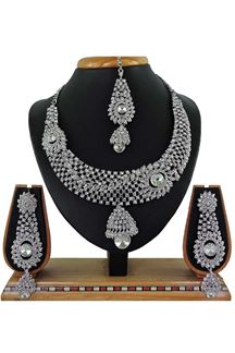 Picture of Artificial White Stone Necklace Set