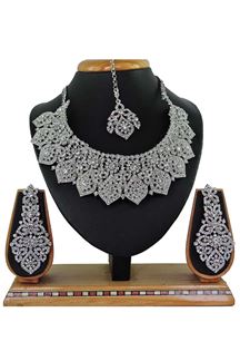 Picture of Artificial White Stone Necklace Set