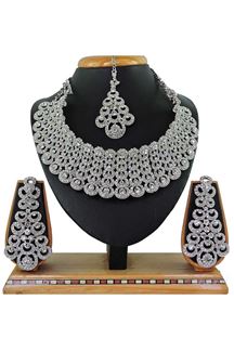 Picture of Artificial White Stone Necklace Set