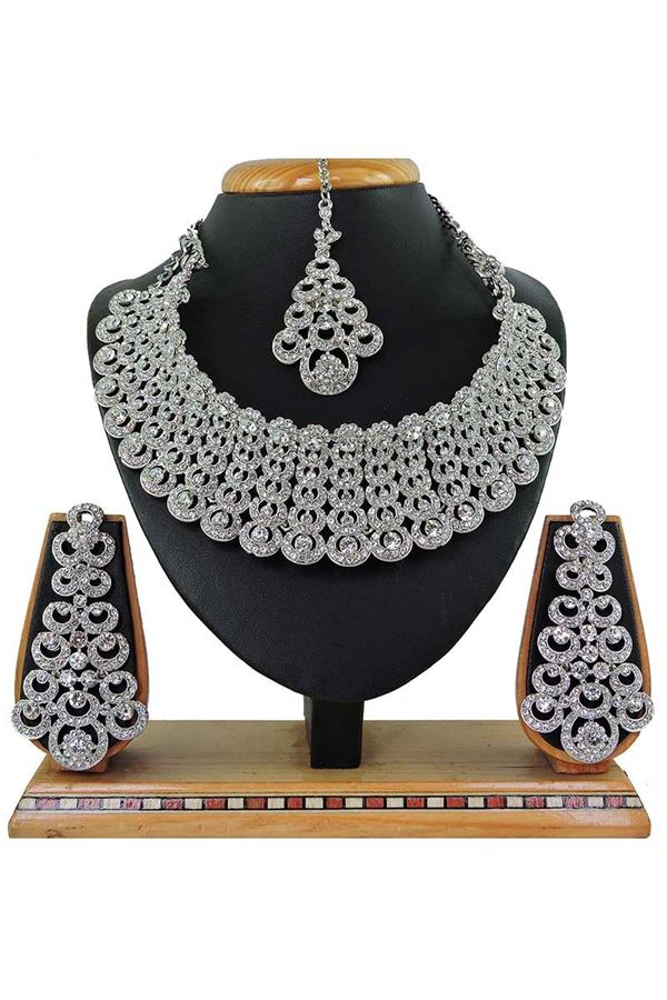 Picture of Artificial White Stone Necklace Set