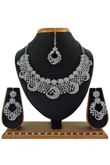 Picture of Artificial White Stone Necklace Set