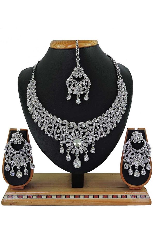 Picture of Artificial White Stone Necklace Set