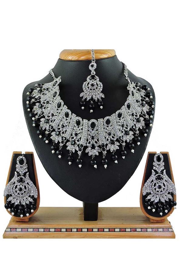 Picture of Fancy Black Colored Stone Imitation Necklace Set 