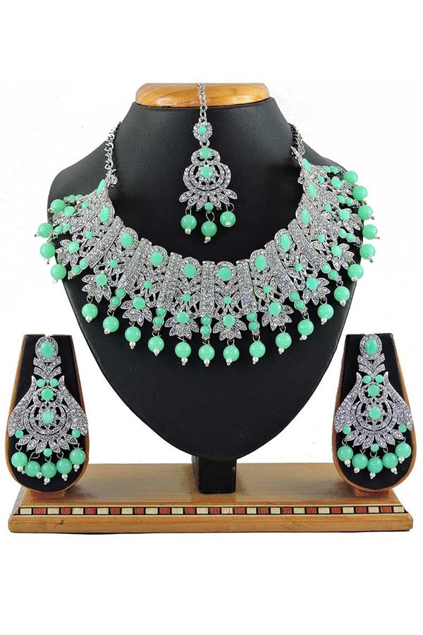 Picture of Exclusive Fluorescent Green Colored Stone Imitation Necklace Set 
