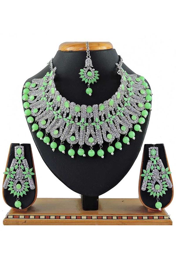 Picture of Blooming Green Colored Pearl Imitation Necklace Set 