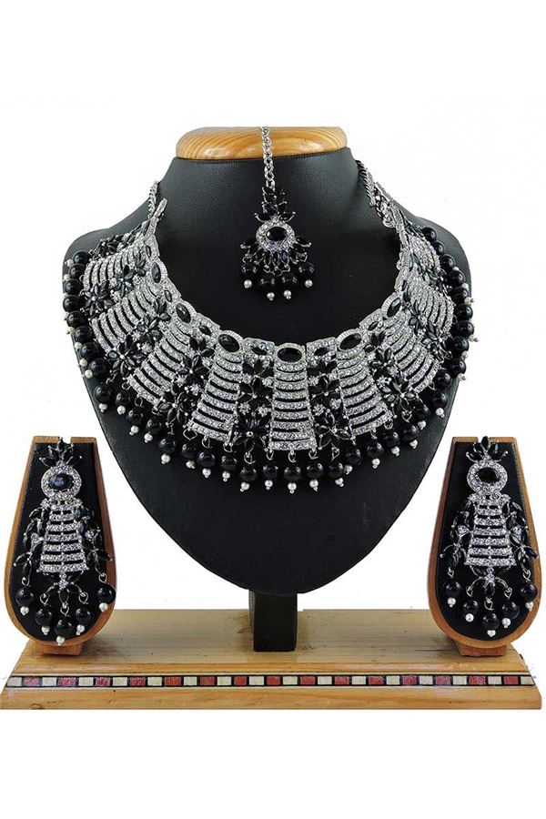 Picture of Decent Black Colored Pearl Imitation Necklace Set 