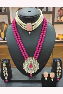 Picture of Trendy Pink Colored Imitation Jewellery Necklace Set