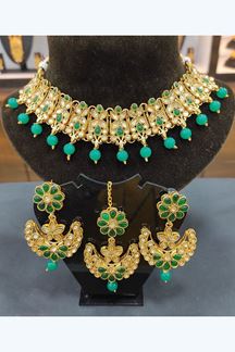 Picture of Pretty Multi-Colored Imitation Jewellery Necklace Set