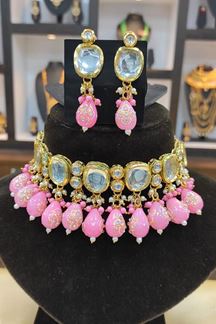 Picture of Astounding Pink Colored Wedding wear choker with back Minakari