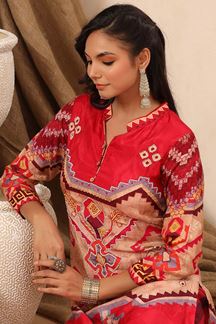 Picture of Gorgeous Red Colored Designer Kurti with Pant