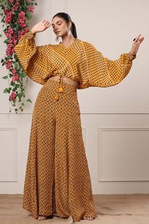 Picture of Charismatic Mustard Colored Designer Suit