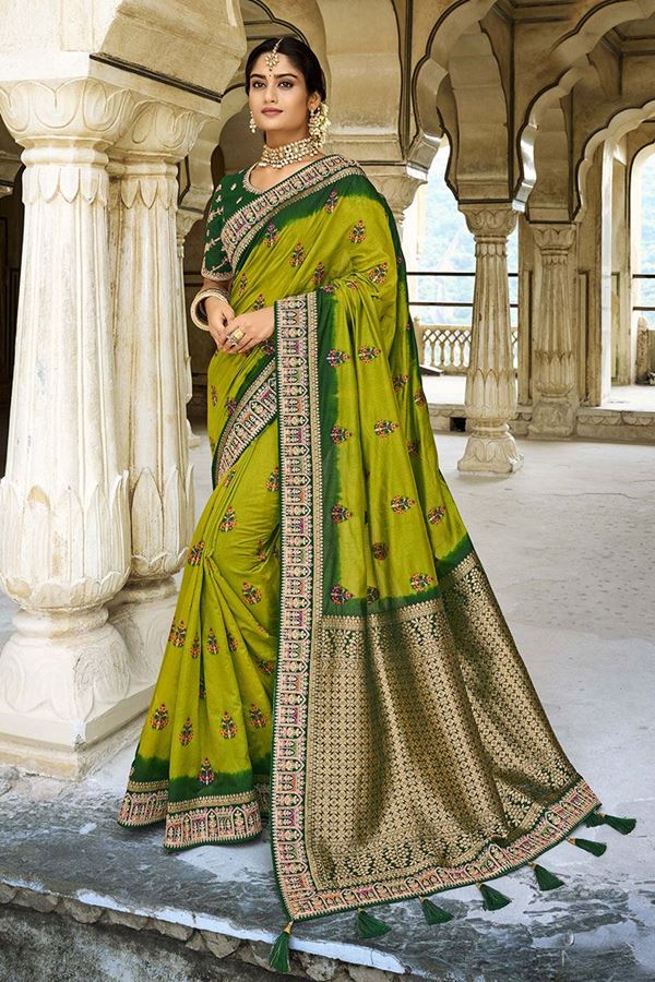 Picture of Gorgeous Green Colored Designer Silk Saree