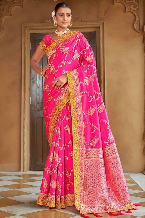 Picture of Glorious Pink Colored Designer Saree