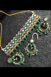 Picture of Aesthetic Green Colored Party wear Imitation Jewellery Traditional Choker