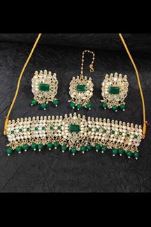 Picture of Stunning Green Colored Premium Choker with a pair of Earring and Mangtikka