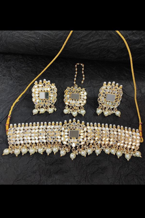 Picture of Irresistible White Colored Premium Choker with a pair of Earring and Mangtikka