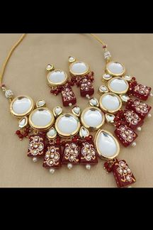 Picture of Exquisite Maroon Colored Premium Choker with a pair of Earring 