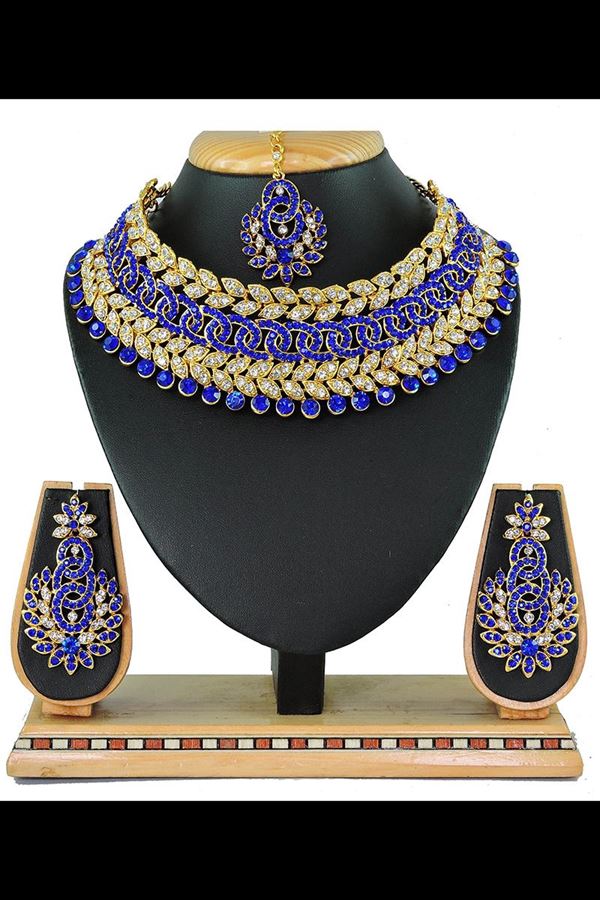 Picture of Pretty Blue Colored Premium Choker with a pair of Earring