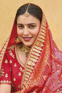 Picture of Pretty Red Colored Designer Saree