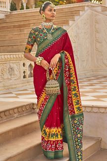 Picture of Fascinating Red and Green Colored Designer Saree