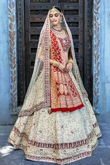 Picture of Gorgeous Two Dupatta Bridal Lehenga Choli