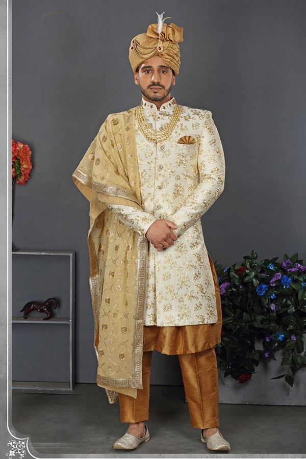 Picture of Attractive Cream Colored Designer Sherwani