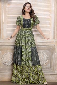 Picture of Lovely Green and Black Colored Designer Suit