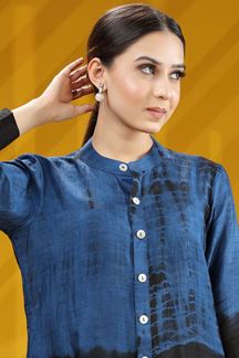 Picture of Attractive Blue Colored Designer Short top with Pant
