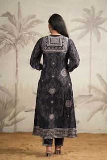 Picture of Bollywood Black Colored Designer Kurta and Pant Sets