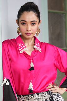 Picture of Aesthetic Pink Colored Designer Suit