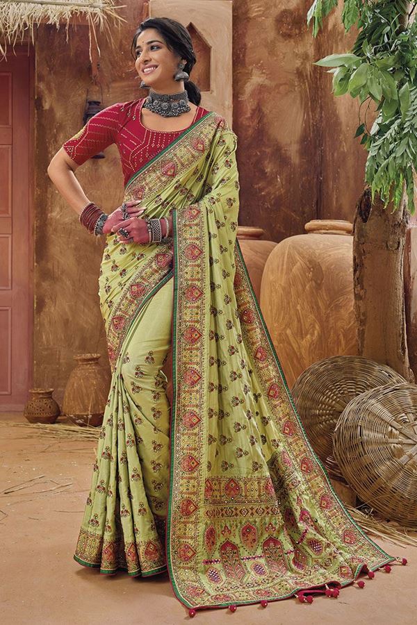 Picture of Splendid Pista Green Colored Designer Saree