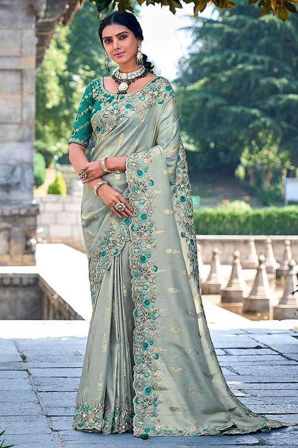 Picture of Beautiful Banarsi Silk Designer Saree for Wedding 