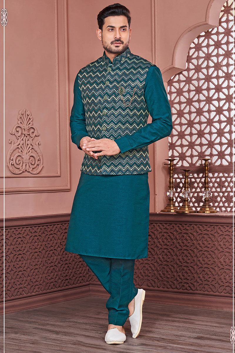 Designer Kurtas for Men | Shop for Classic Kurtas and Short Kurtas Online