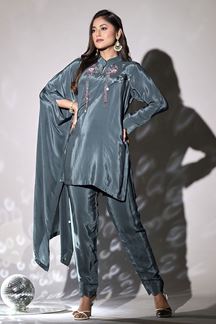 Picture of Smashing Grey Georgette Designer Indowestern Suit for a Party