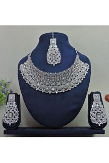 Picture of Attractive White Designer Necklace Set for Reception 