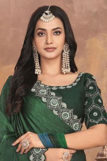 Picture of Attractive Silk Designer Saree for Mehendi, Wedding, Reception, and Festivals