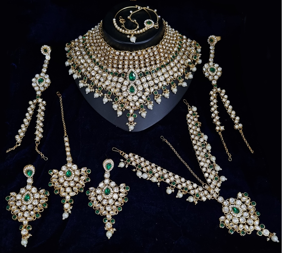 Picture of Astounding Green Designer Bridal Necklace Set for Mehendi, Wedding and Reception