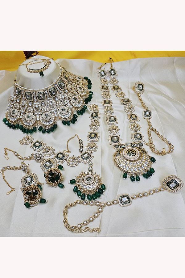 Picture of Dazzling Green Designer Wedding Necklace Set for Wedding and Reception