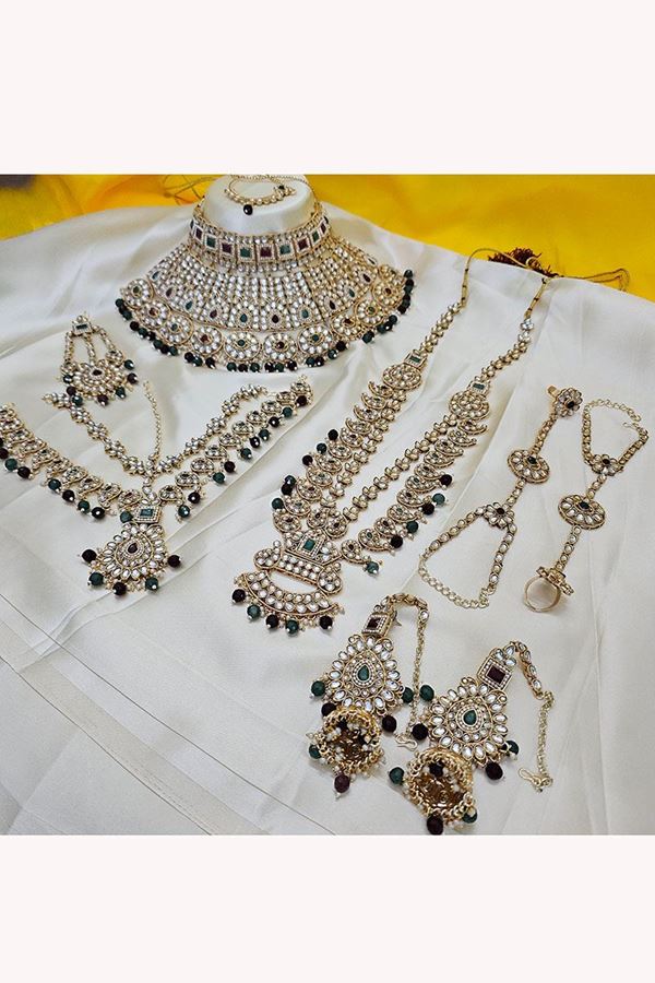 Picture of Outstanding Multi Designer Wedding Necklace Set for Wedding and Reception