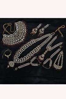 Picture of Heavenly Maroon Designer Wedding Necklace Set for Wedding and Reception