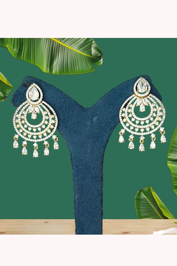 Picture of Classy Gold Tone Designer Earring Set for Wedding, Reception, Party, Sangeet, and Festivals