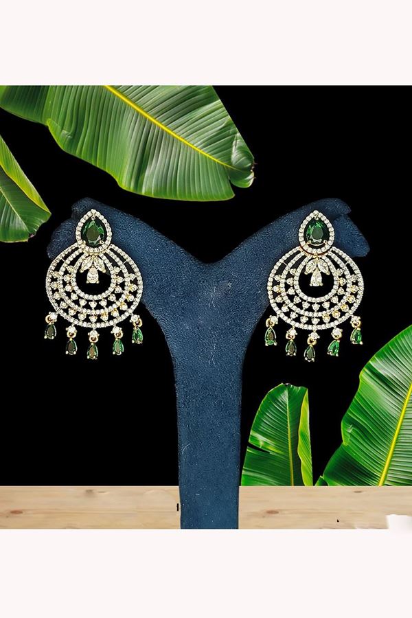 Picture of Pretty Gold Tone Designer Earring Set for Wedding, Reception, Party, Sangeet, and Festivals