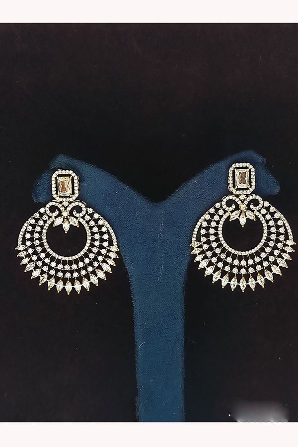 Picture of Charming Gold Tone Designer Earring Set for Wedding, Reception, Party, Sangeet, and Festivals
