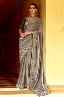 Picture of Captivating Pure Silk Designer Saree for Engagement and Reception