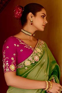 Picture of Striking Pure Silk Designer Saree for Mehendi, Wedding, Engagement, Reception, Sangeet, and Parties